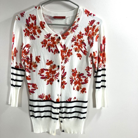 RED- Floral Cardigan Small - Picture 2 of 6